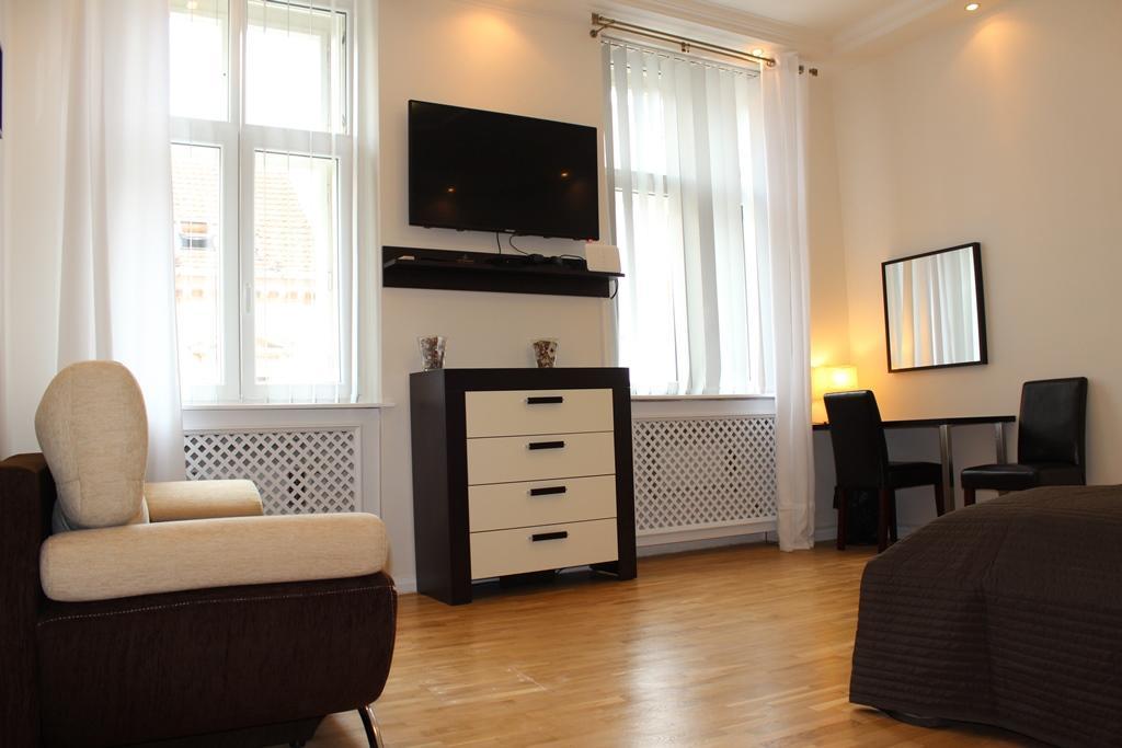 Leo Apartment Bratislava Exterior foto